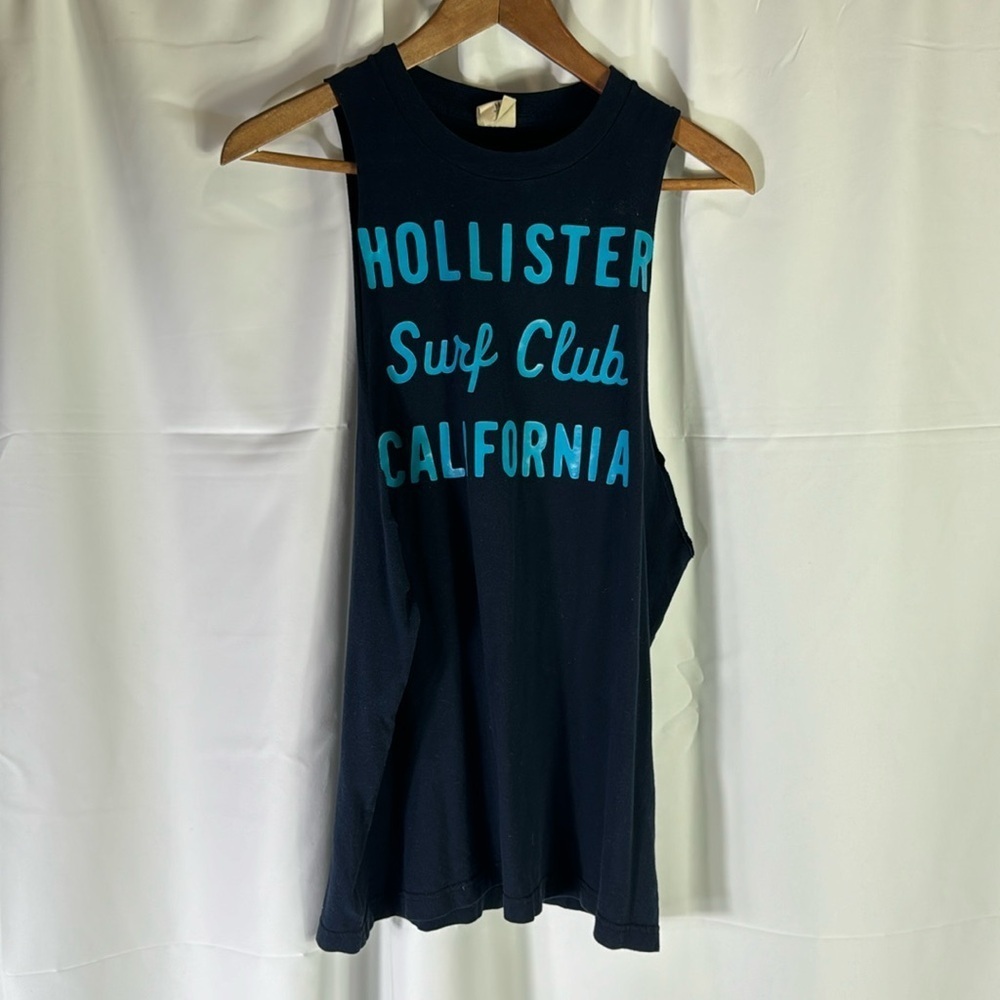 Hollister Men’s Surf Cub tank top (M)‎